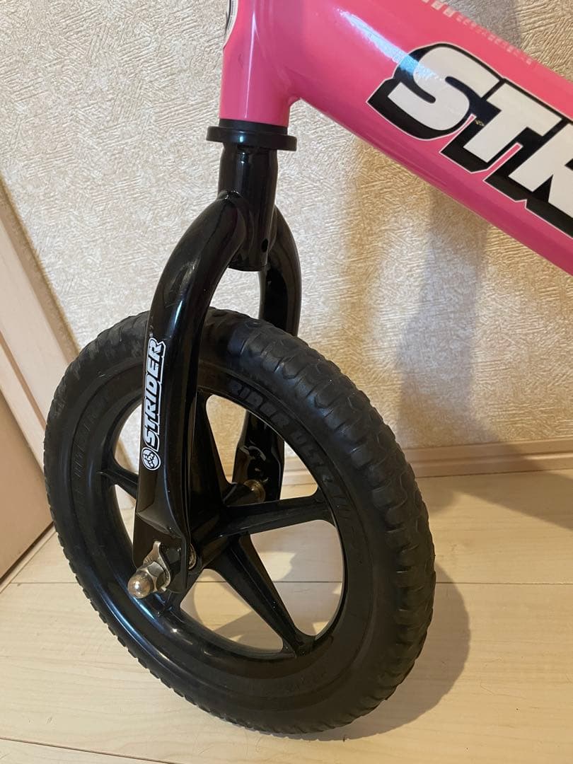 STRIDER スポーツ バランスバイク ピンク