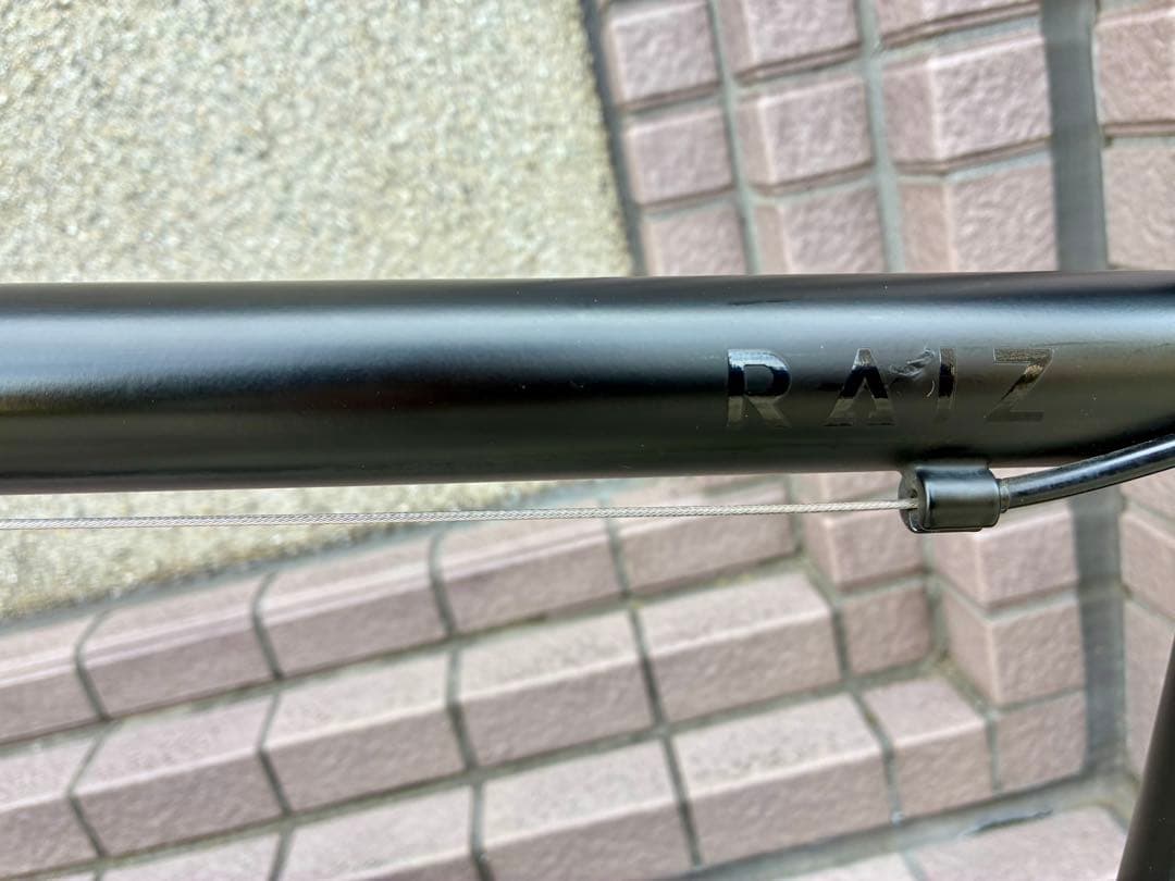 FUJI フジRAIZ 2023年　クロスバイク　マットブラック　18段　東京