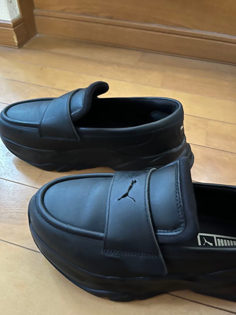 PUMAレディース SOPHYR ローファー 397730スニーカー　24㎝