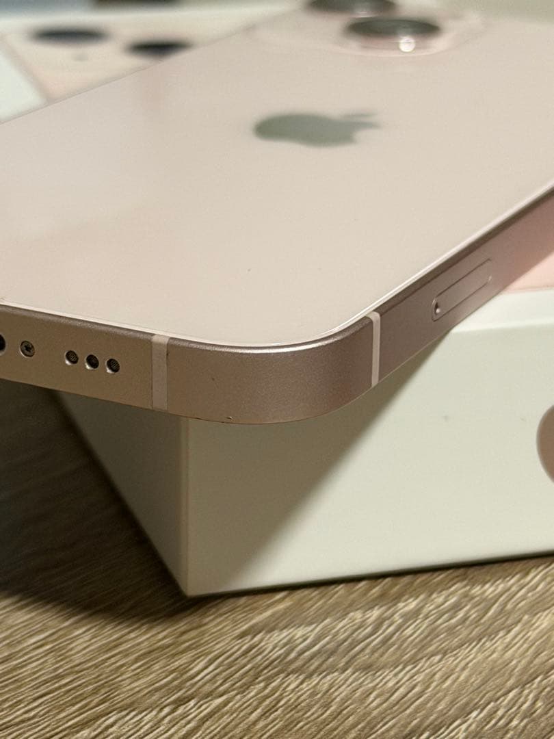 iPhone 13 128GB 本体　ピンク