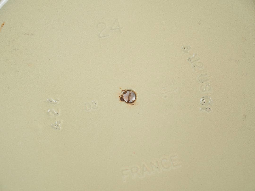 ル・クルーゼ ココットロンド モスグリーン24cm ホーロー 両手鍋