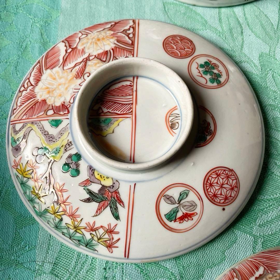 伊万里焼　色絵　金彩　染付　吉祥文様　蓋付き茶碗　3客