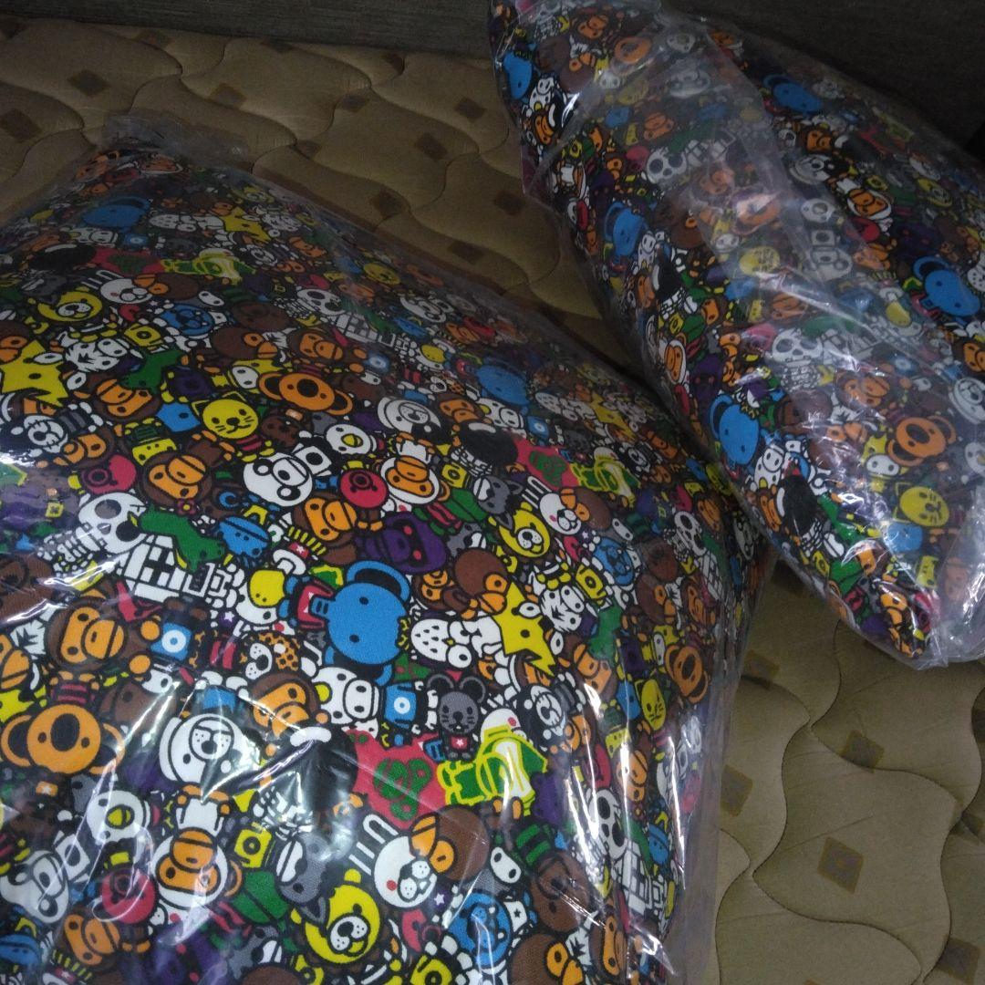 A BATHING APE　クッションセット