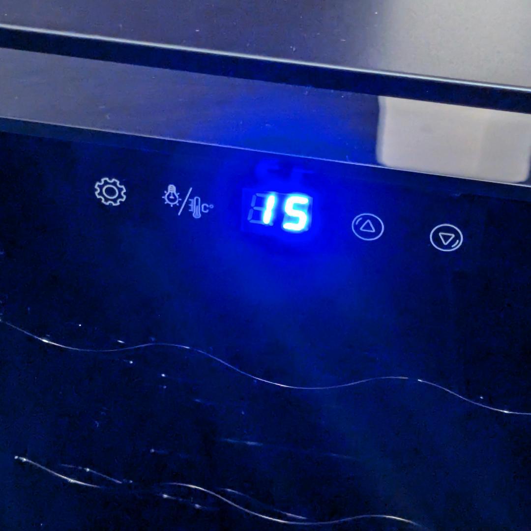 【処分特価】WIE ワインセラー 18本 コンプレッサー式 5～18℃