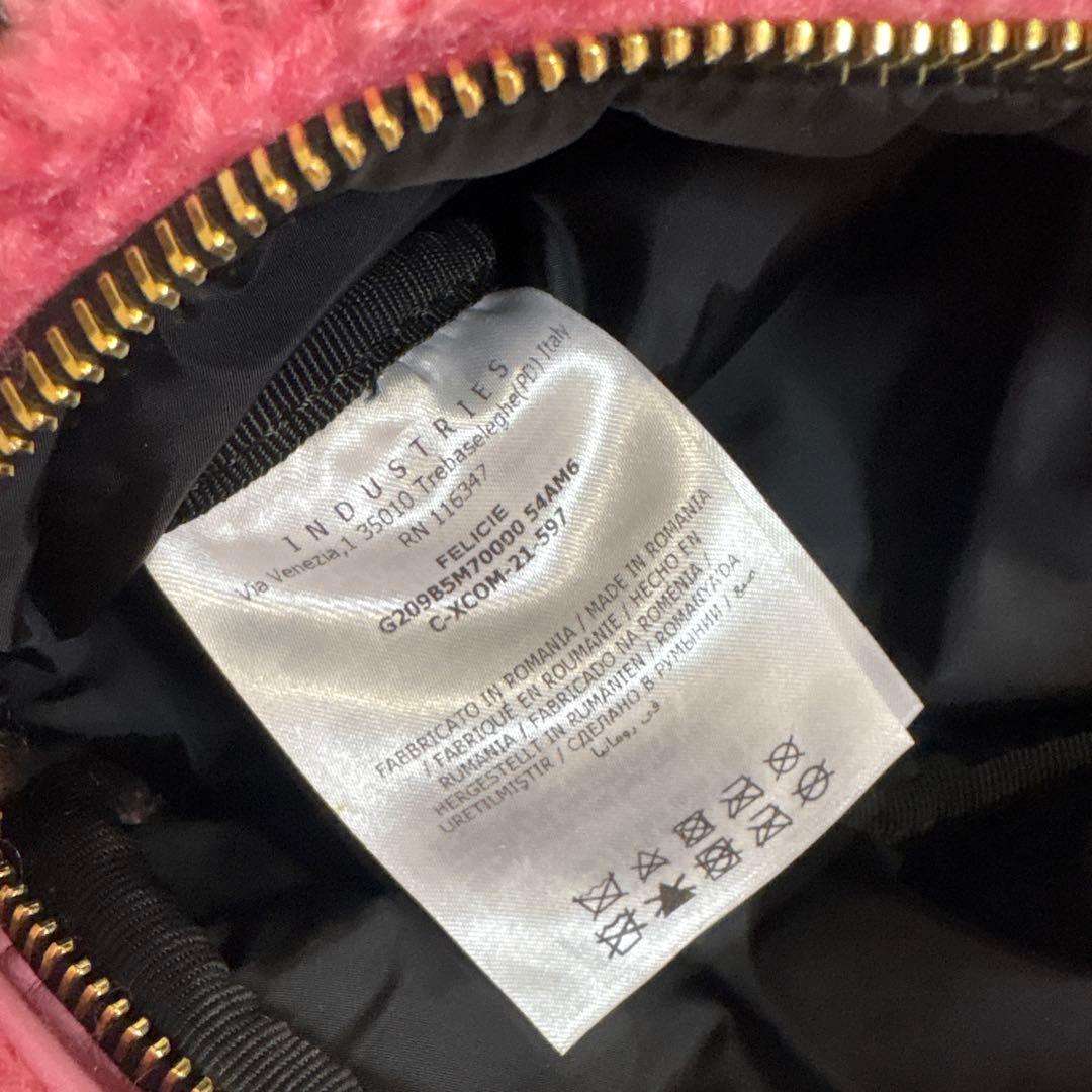 最終値下げ！MONCLER ボディバッグ