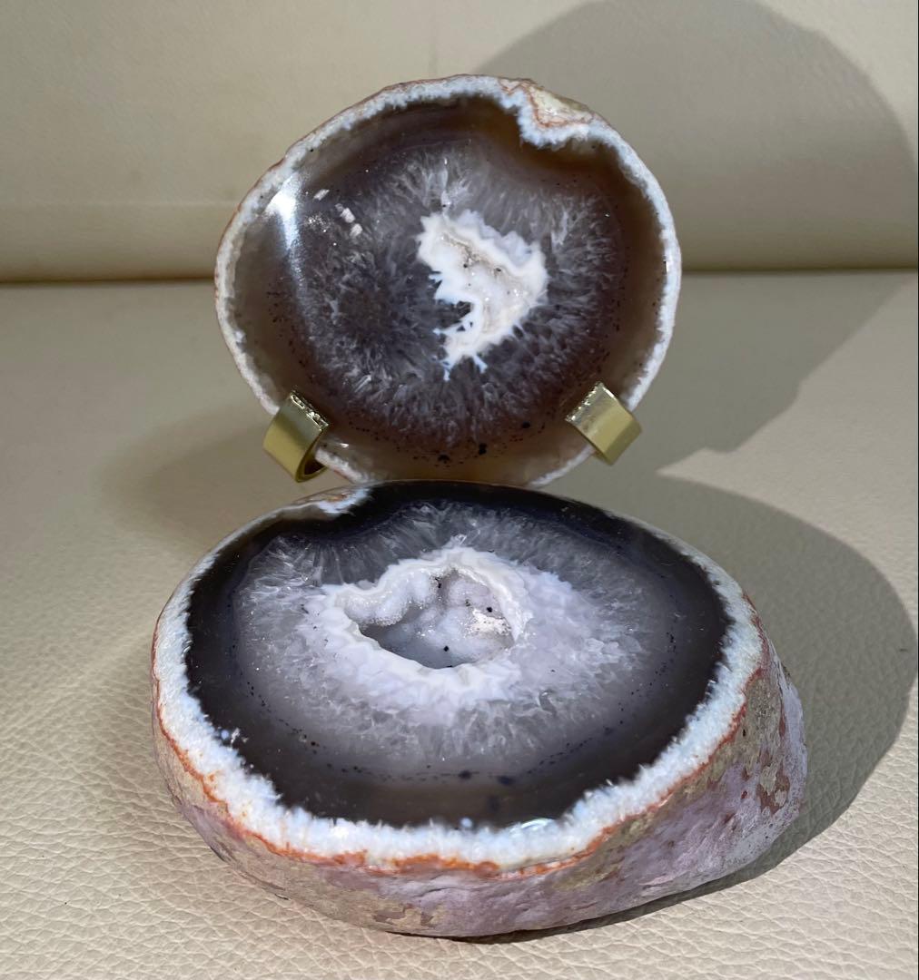 トレジャー瑪瑙 ドゥルージーアゲート 聚宝盆 雪模様 トルマリン共生 シュガー