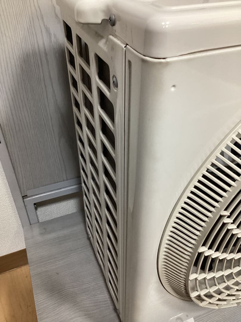 送料込み　パナソニック CS-223DEXK 2023年製　お掃除ロボ付　6畳