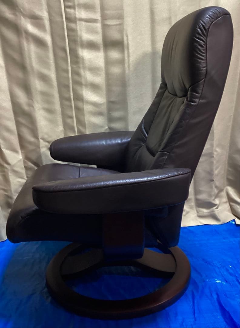 Hjellegjerde イエリアーダ シモンズ リクライニングチェア