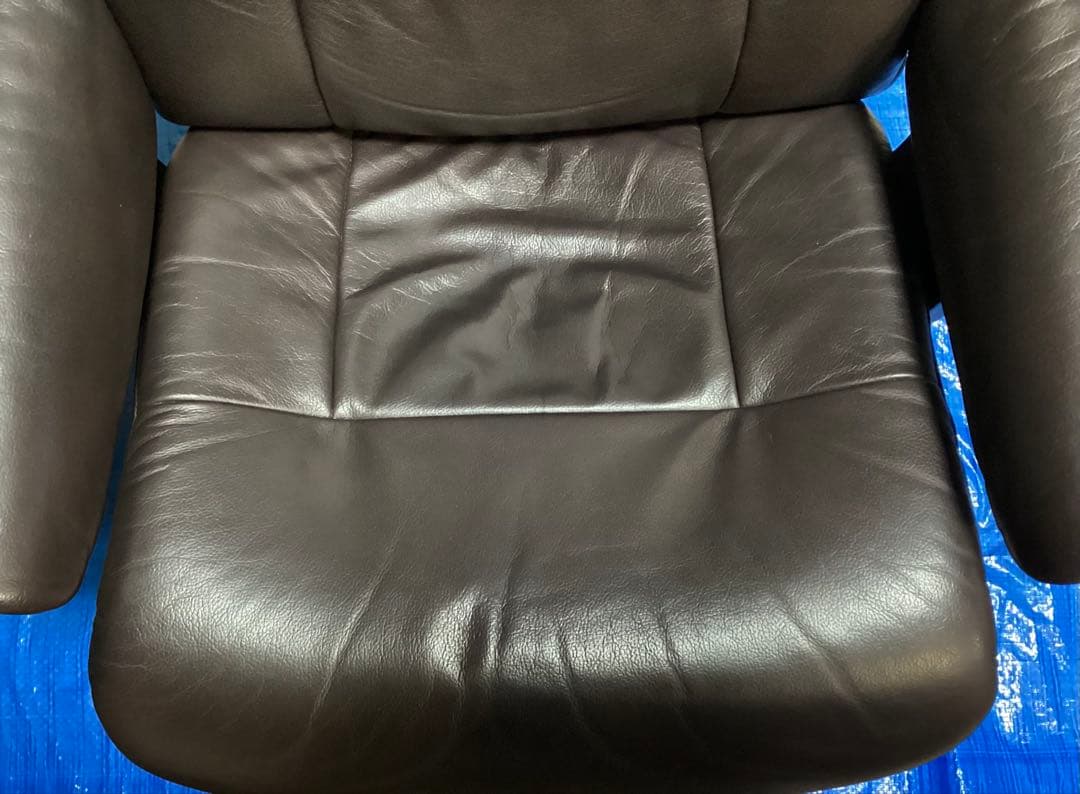 Hjellegjerde イエリアーダ シモンズ リクライニングチェア