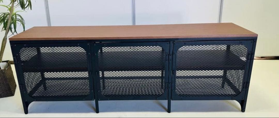 メッシュデザイン収納テレビ台