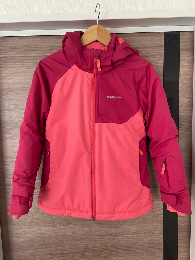 patagonia スノーボードウェア キッズ　120〜130