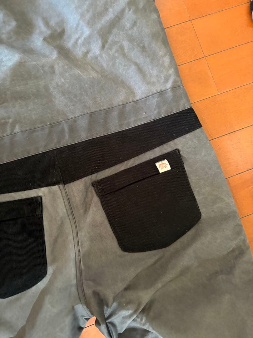 BURTONバートン スノーボードウェア　フルボディ　つなぎ　レディース