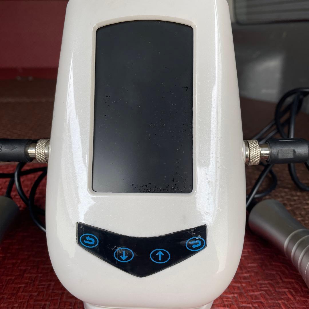 デジタル美顔器 3in1 40Khzキャビテーション＋ラジオ波 簡単操作