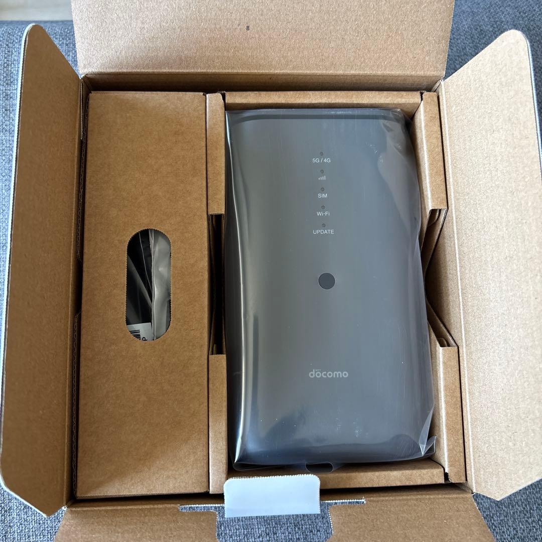 新品 未開封　ドコモ 5G HR02 ホーム ルーター