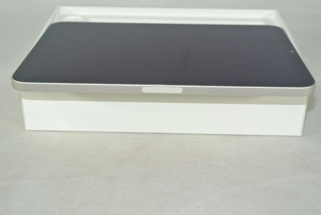 iPad mini 8.3インチ Wi-Fi 64GB 3J364J/A展示品