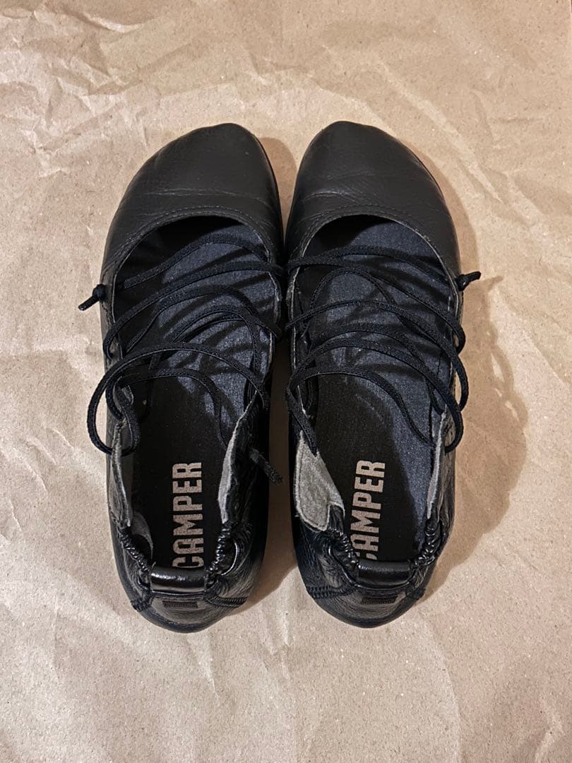 本革バレエシューズ　CAMPER39(25.0相当) ライトニナハイカット　黒