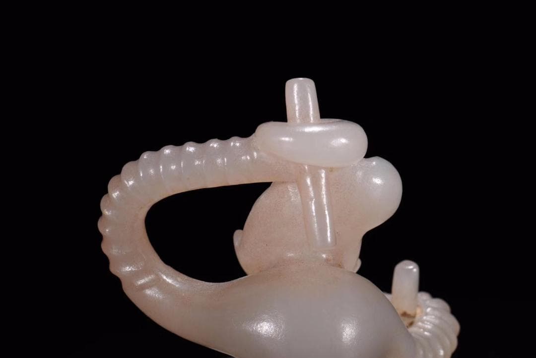 和田玉 胡人擊鼓