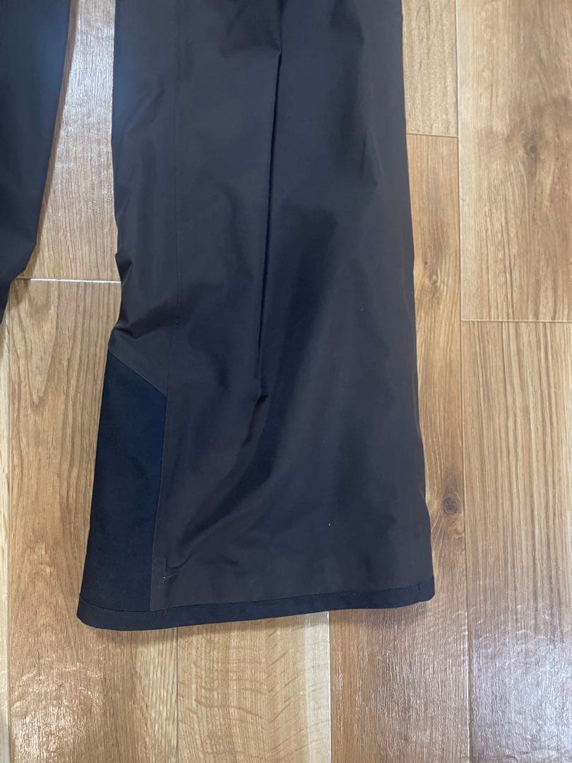 Patagonia スノーボード　レディース　パウダータウンSサイズ