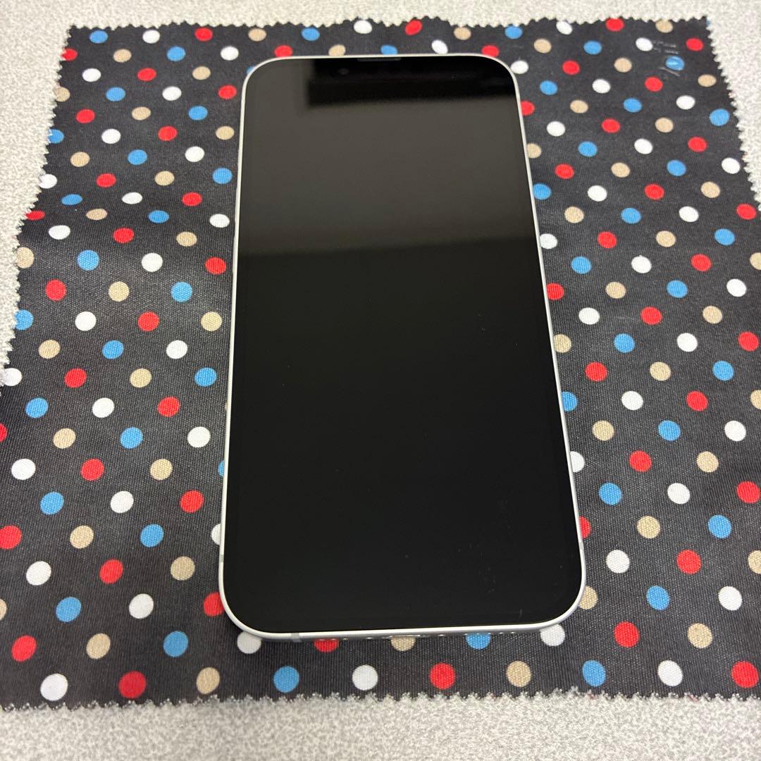 スマートフォン本体 iPhone16e White 128GB