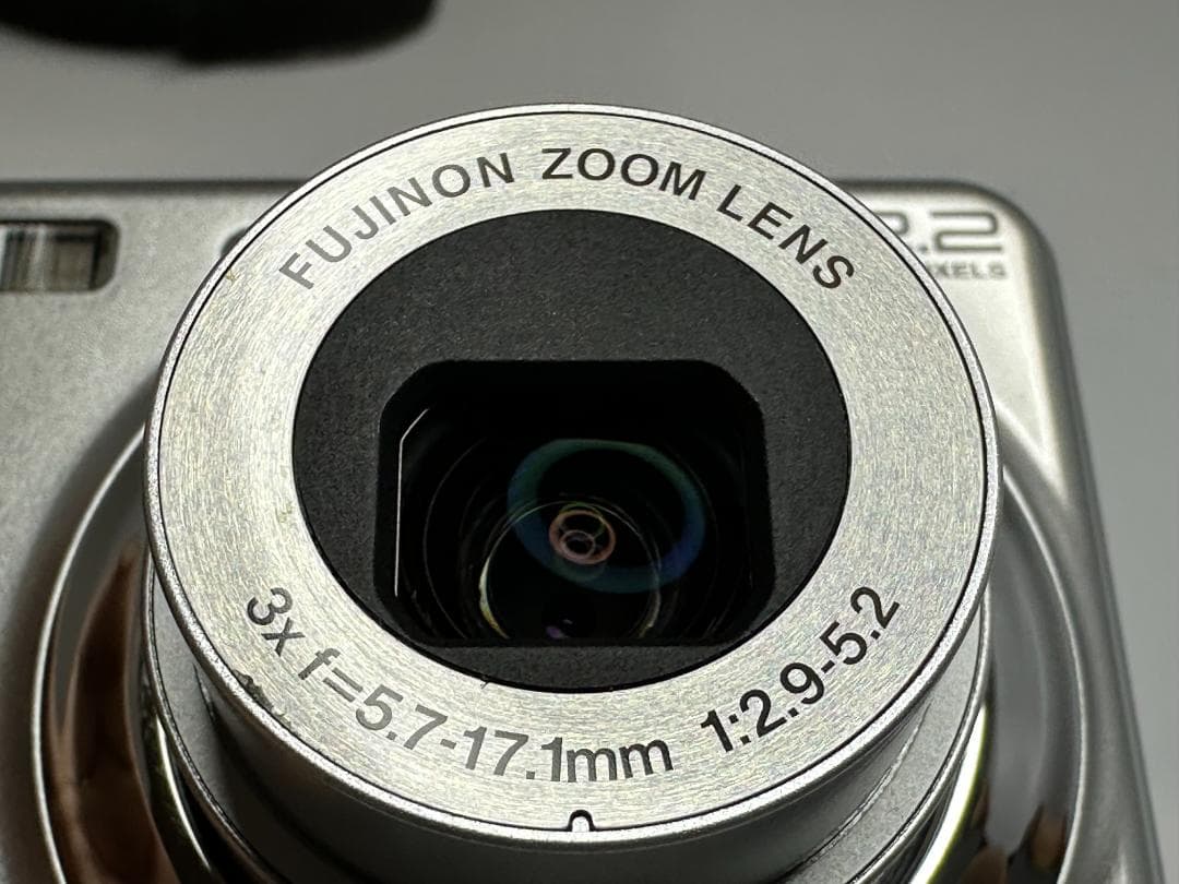 フジフィルム Fujifilm Finepix J30