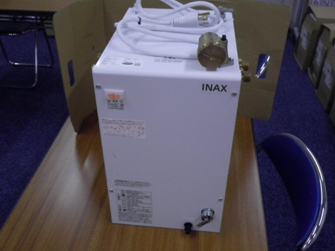INAX 小型電気温水器　ＥＨＰＮ-ＣＢ12Ｖ４　本体１台
