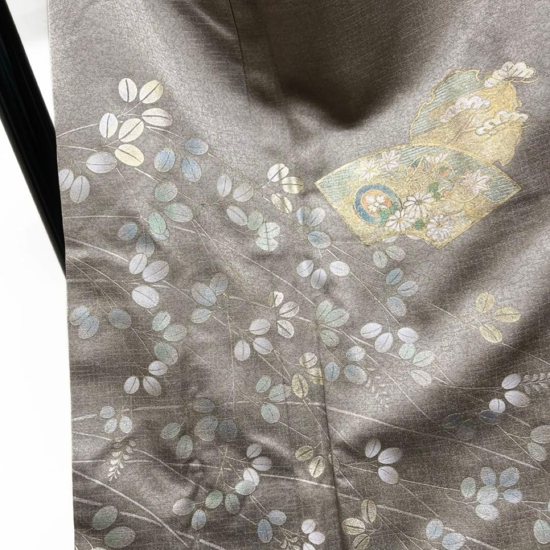 付け下げ　萩　金彩　彩箔　扇　雪輪紋　菊　楽器　松　紋無し　着物　055a d