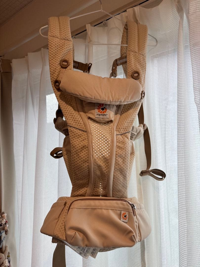 Ergobaby OMNI Breeze ベージュ 抱っこ紐