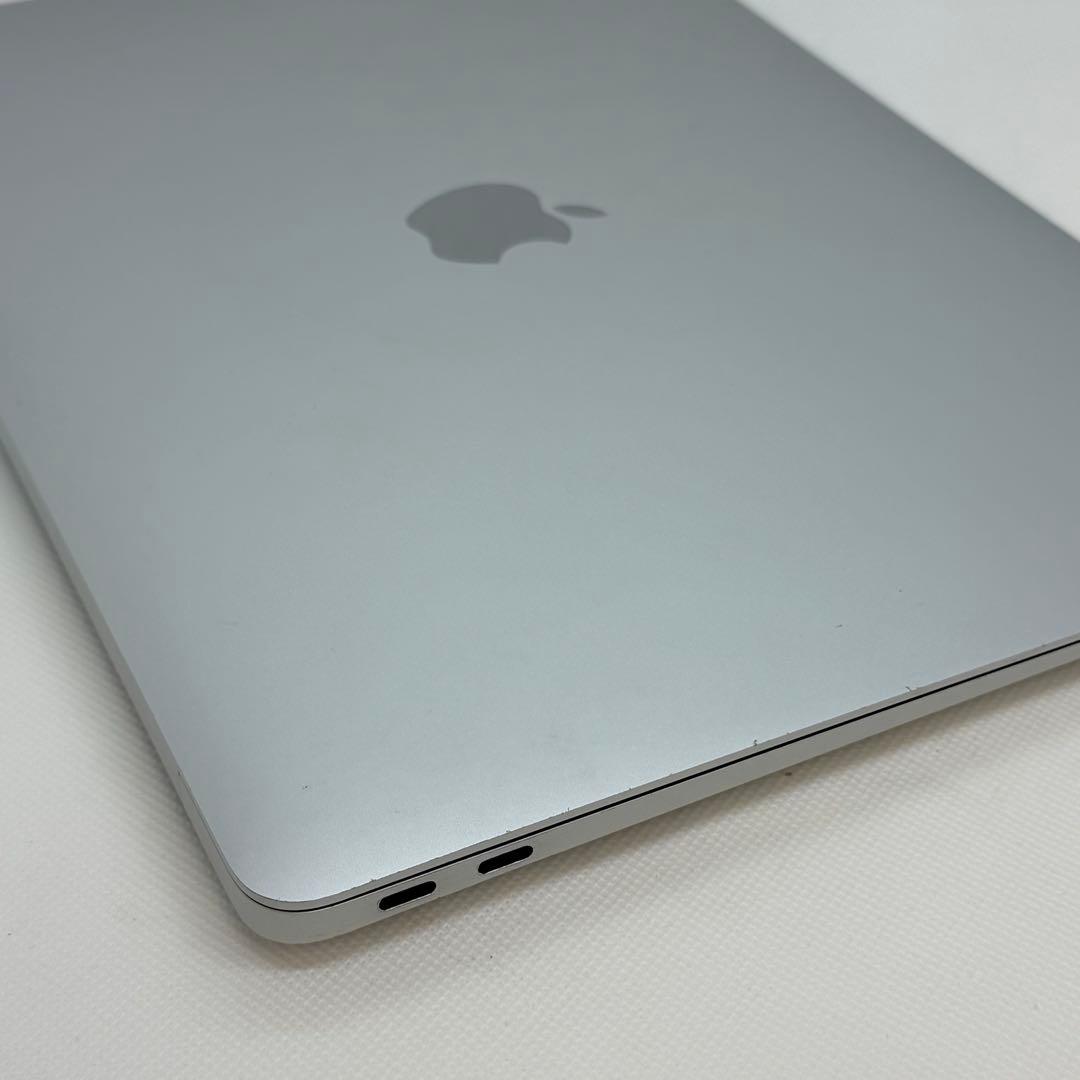 MacBook Air M1 (A2337) 8GB/256GB シルバー