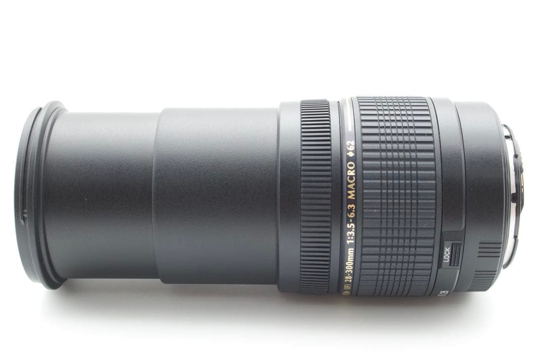 どこでも撮れる✨TAMRON 28-300mm 万能レンズ　Canon用　箱付き