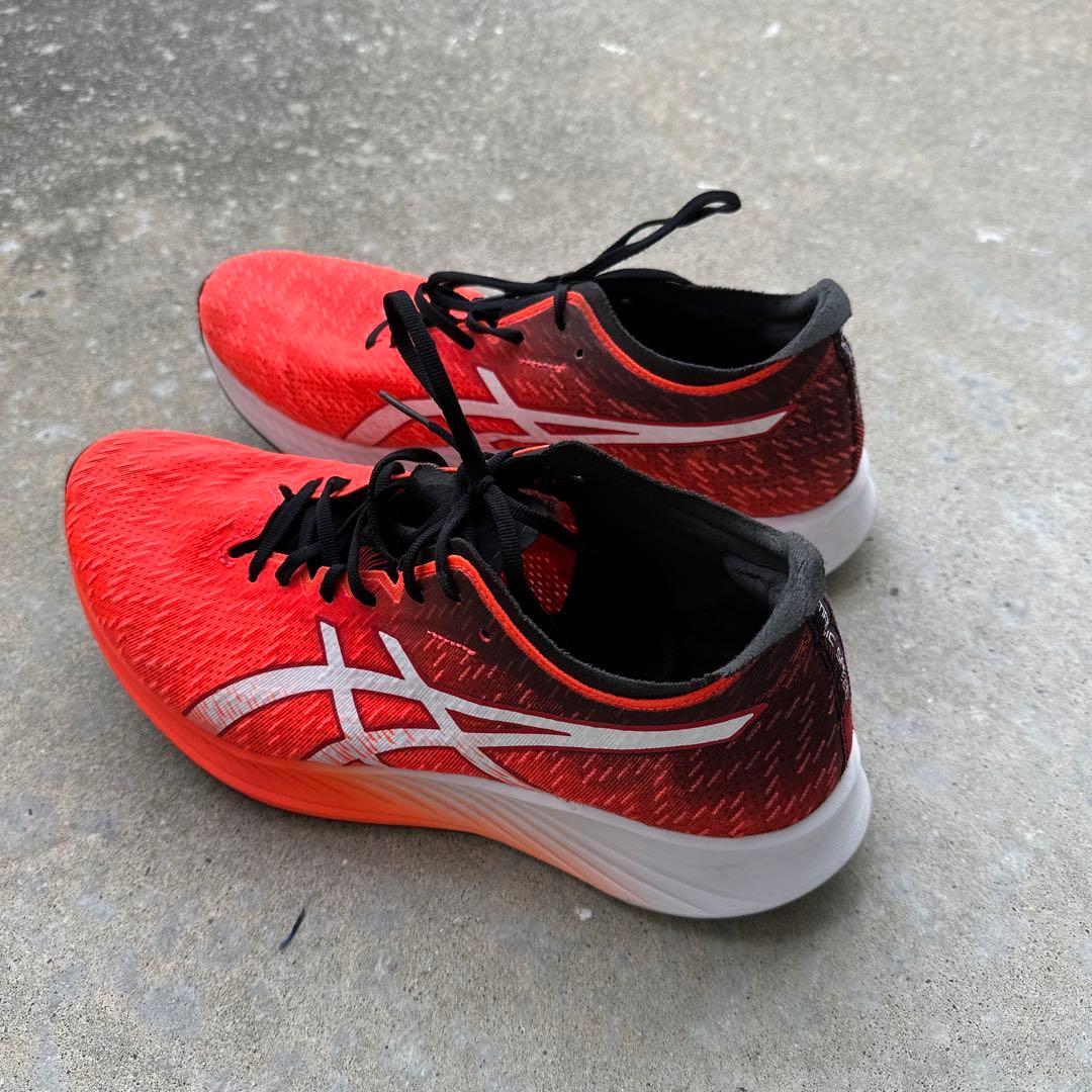 アシックス　マジックスピード　マラソン