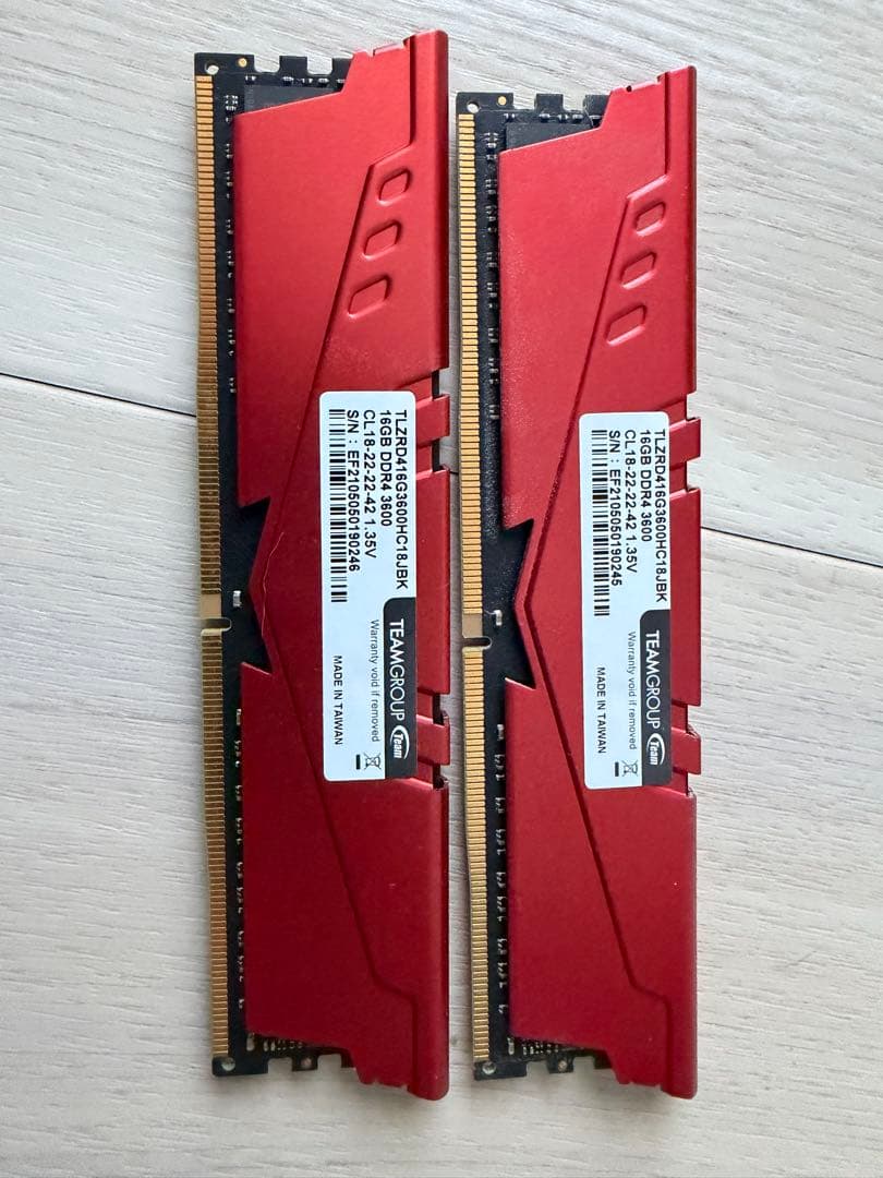 Team DDR4 3600Mhz(PC4-28800) 16GBx2枚