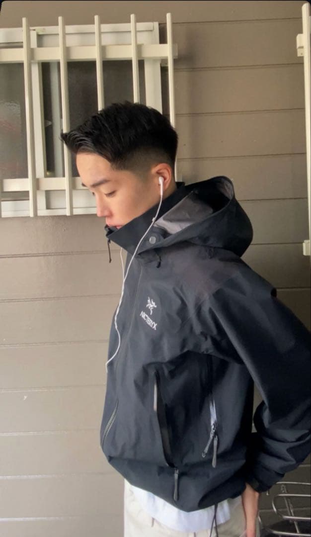 ブ*ー様 ARC'TERYX ブラックナイロンジャケット ベータ AR　アーク