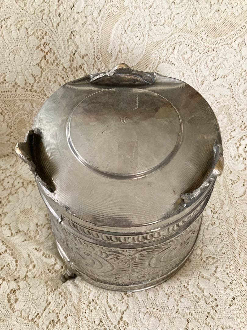 再値下　英国ヴィンテージ　味わい&存在感♪ブリキ打出し装飾インテリアバケツ　難有