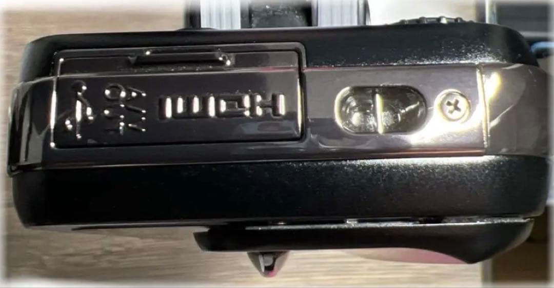 FUJIFILM REAL 3Dカメラ 32GB SDカード付 【動画機能不可】