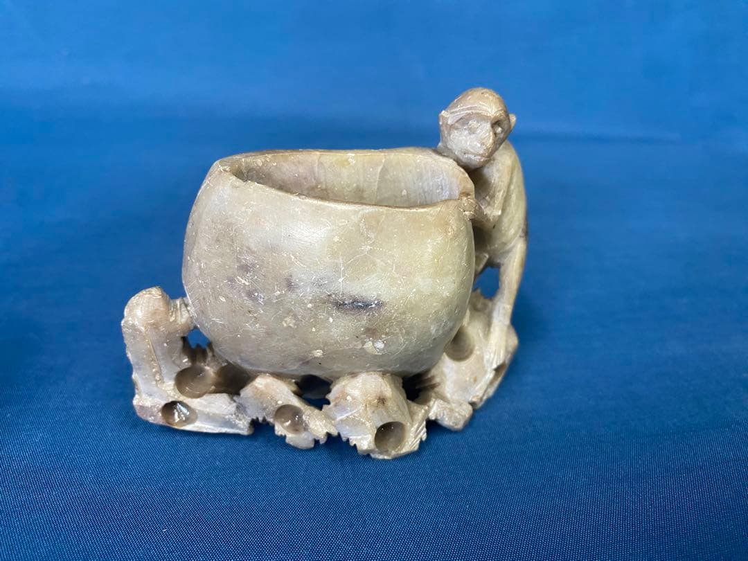 中国美術　置物　入れ物　石　骨董　アンティーク