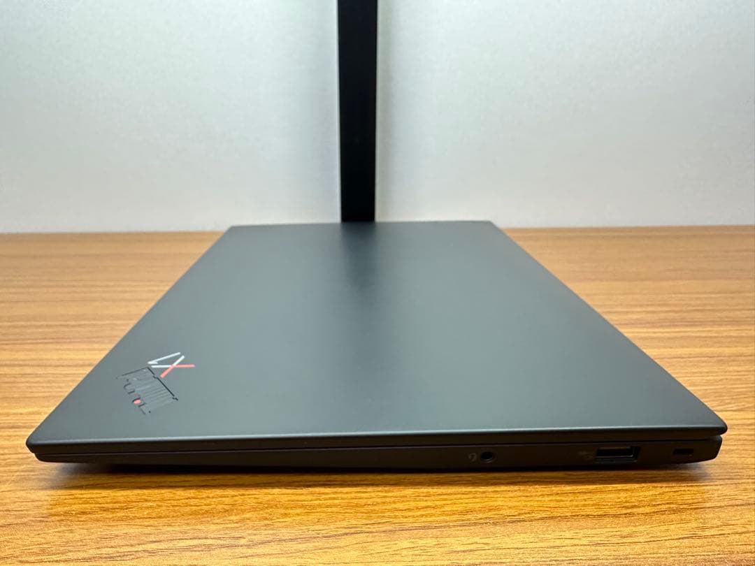 Windowsノート本体 X1 Carbon Gen 9th i5-1135G7 8Gb 256Gb