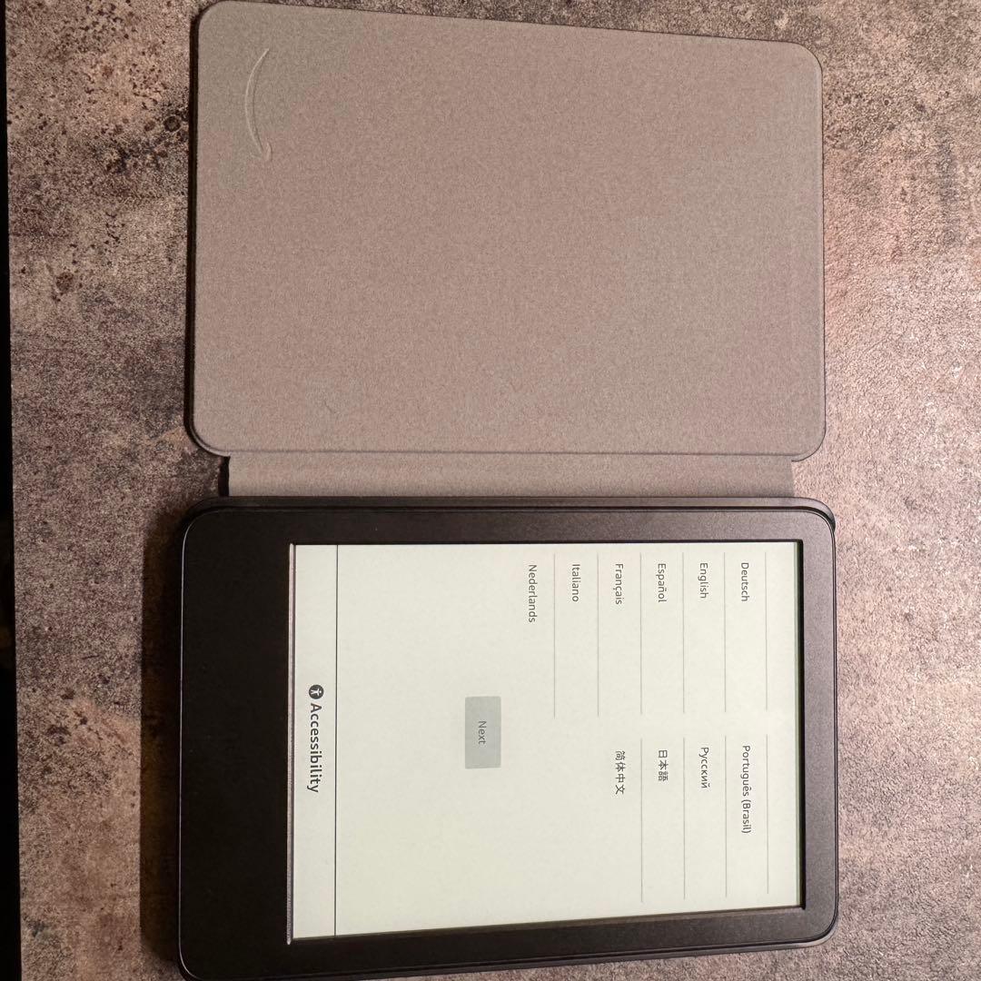 Kindle 6インチ 広告なし　16GB 第11世代　純正カバー付き　美品