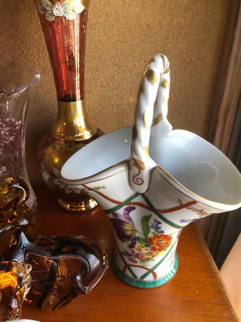 花瓶と置物　マイセン　ボヘミアグラス　ジブリ　干支　時計