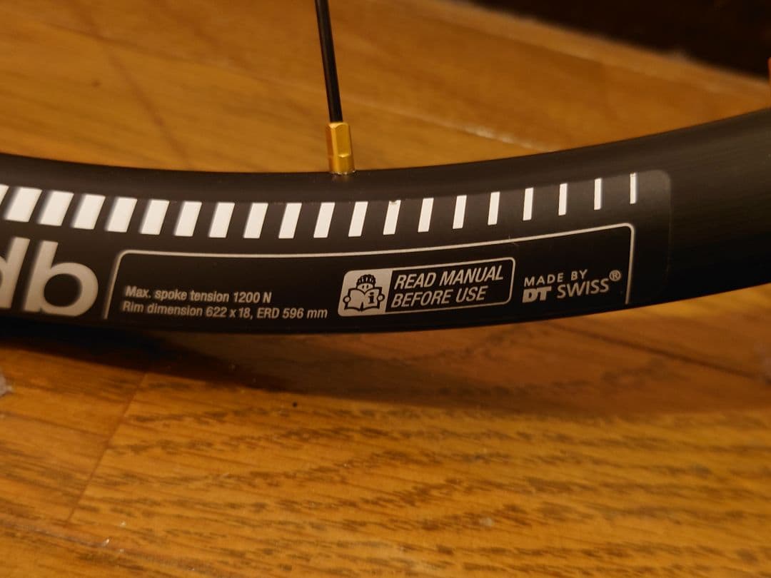 DT SWISS R460db 700C 28H 手組み ホイールセット