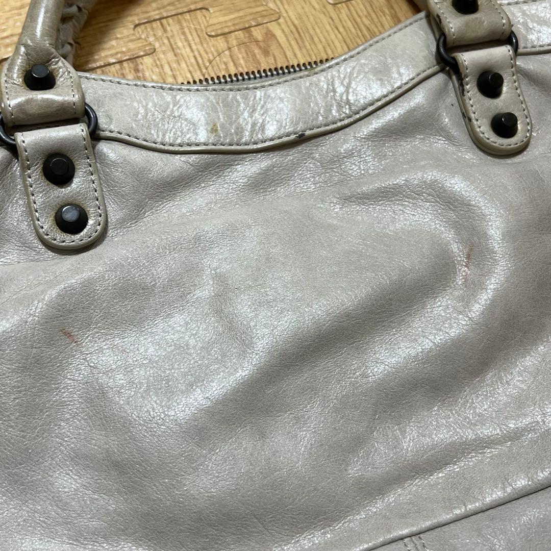 バレンシアガ　BALENCIAGA　ハンドバッグ　肩ベルトなし