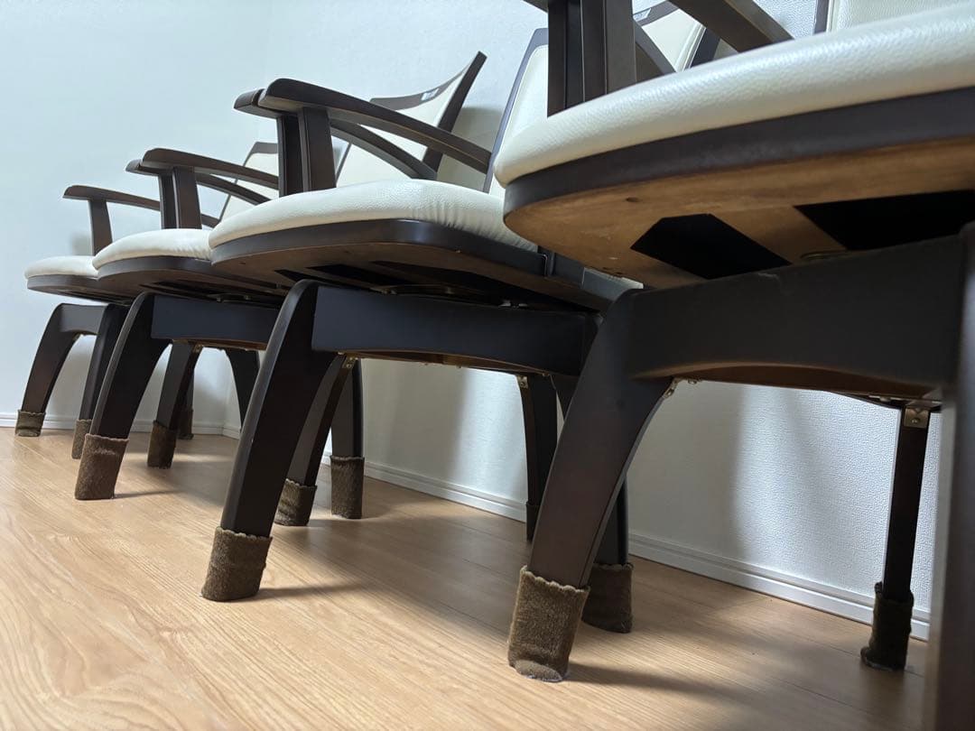 ニトリ　ラグーンCハード　ヒジツキカイテンチェア②