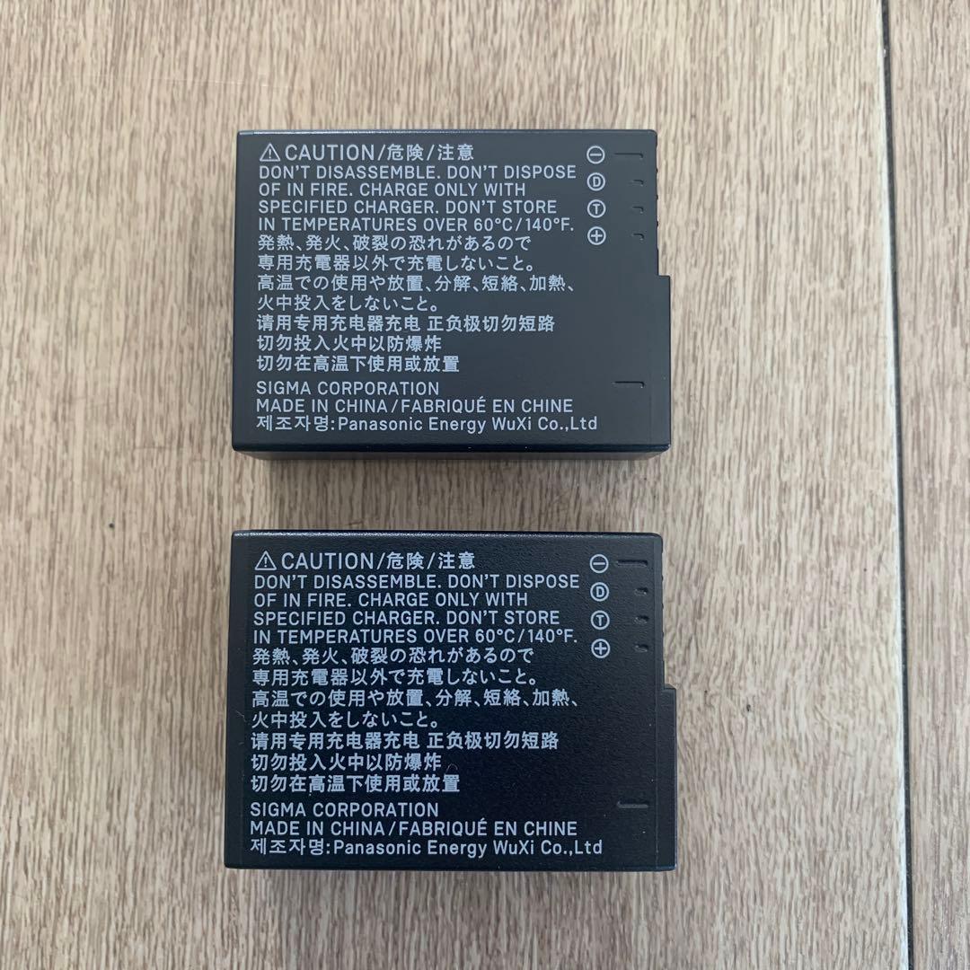 SIGMA dp2 Quattro（バッテリー2個・純正フード・純正ストロボ付）