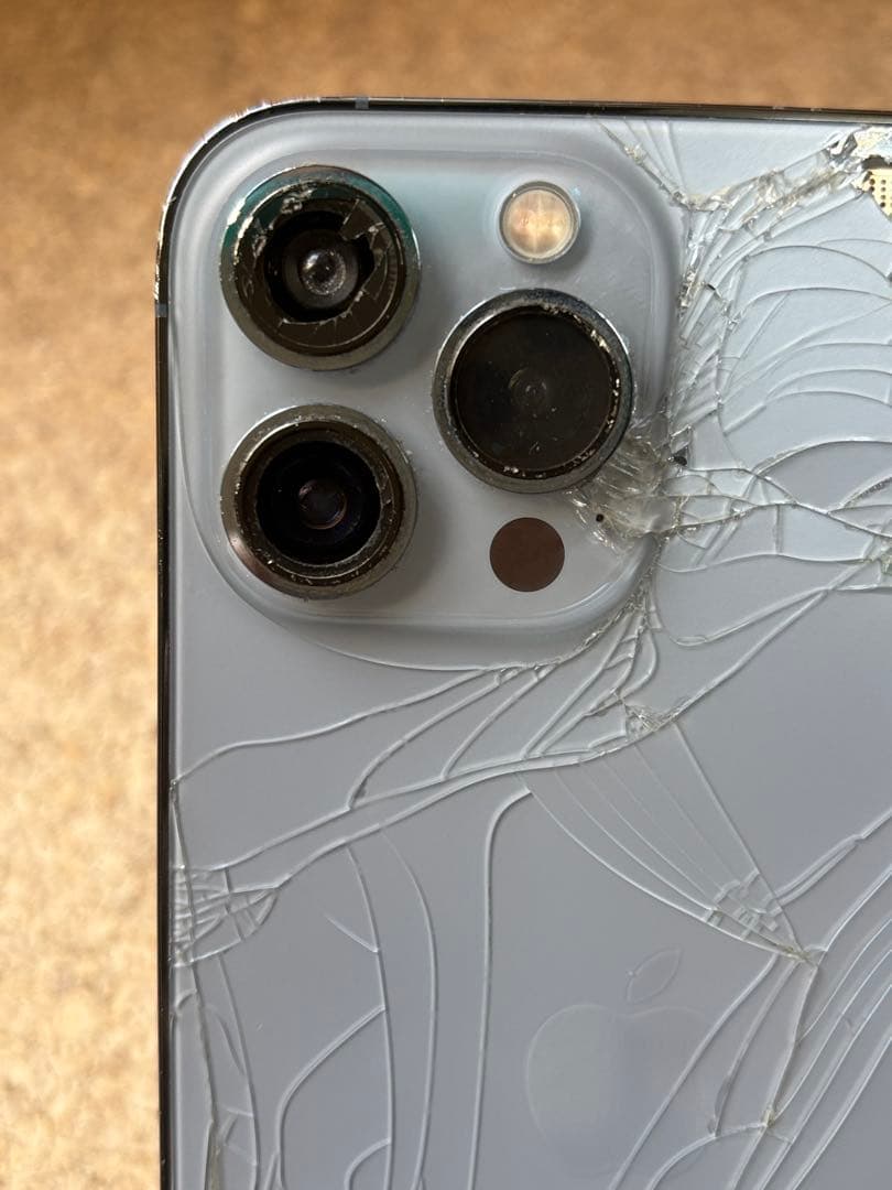 【部品取り】iPhone13 pro maxシエラブルー SIMフリー ジャンク