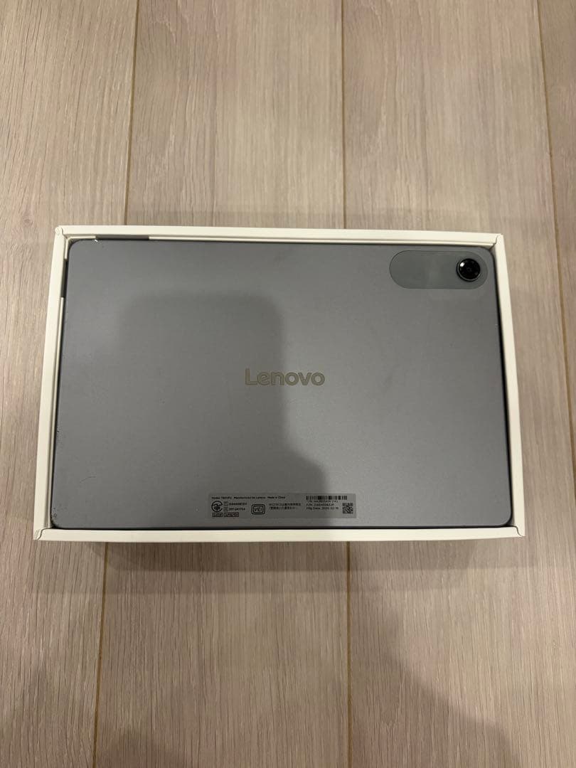 Lenovo Tab 10.1インチ Wi-Fi ZAEH0063JP