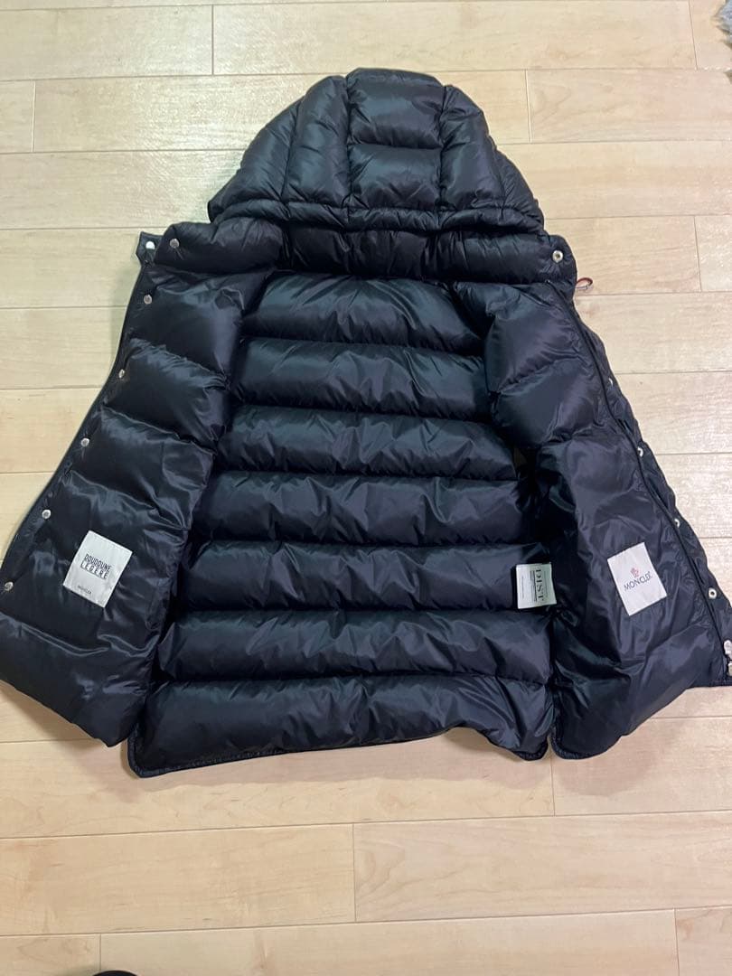 【美品】MONCLER BILLECART ダウンベスト サイズ2 黒