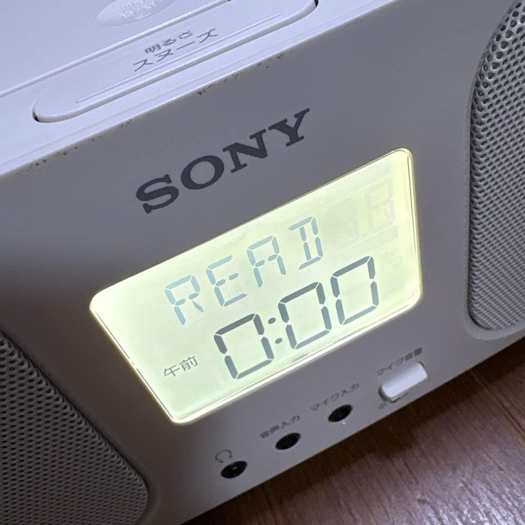 SONY CD ラジオ カセットデッキ白 CFD-S401 ラジカセ ポータブル