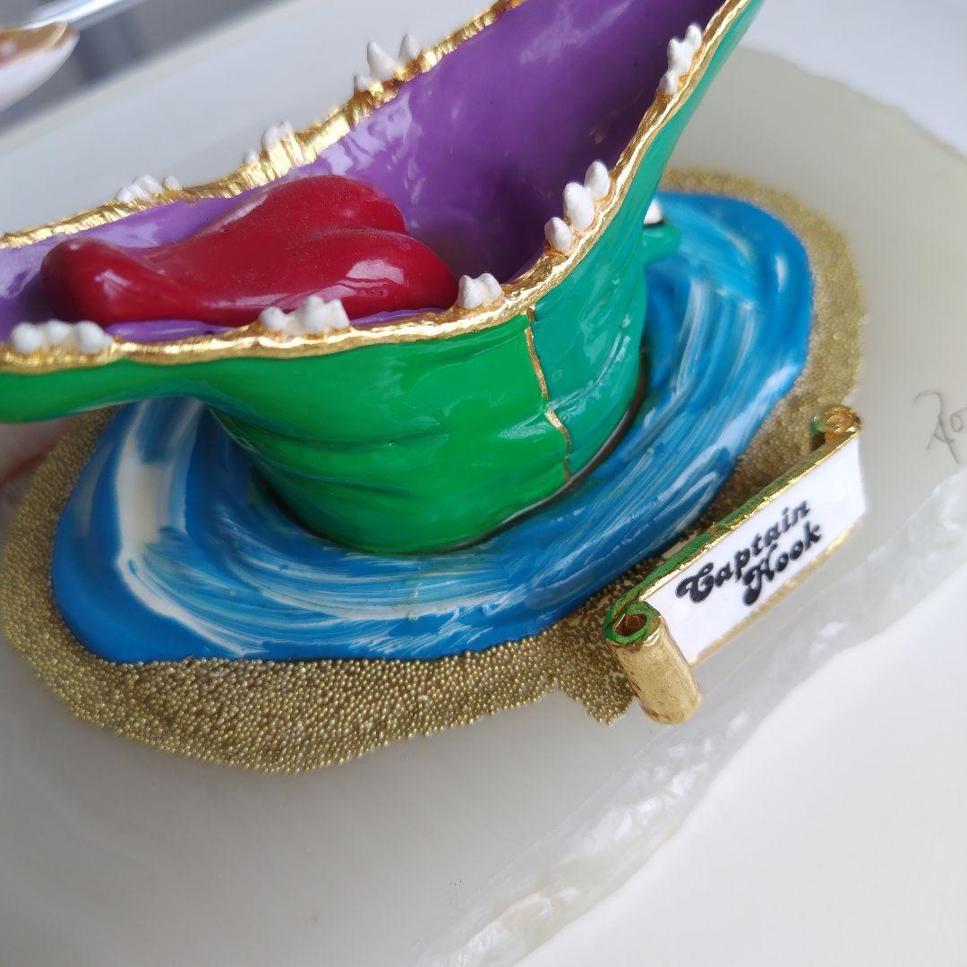 レア美品です！DISNEY Captain Hook 天然石 台座 フィギュア