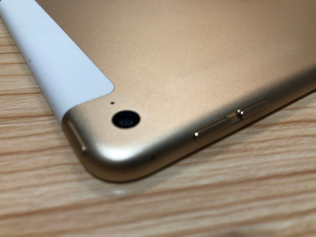 iPad本体 iPad mini4 Wi-Fi Cellular A1550 16GB