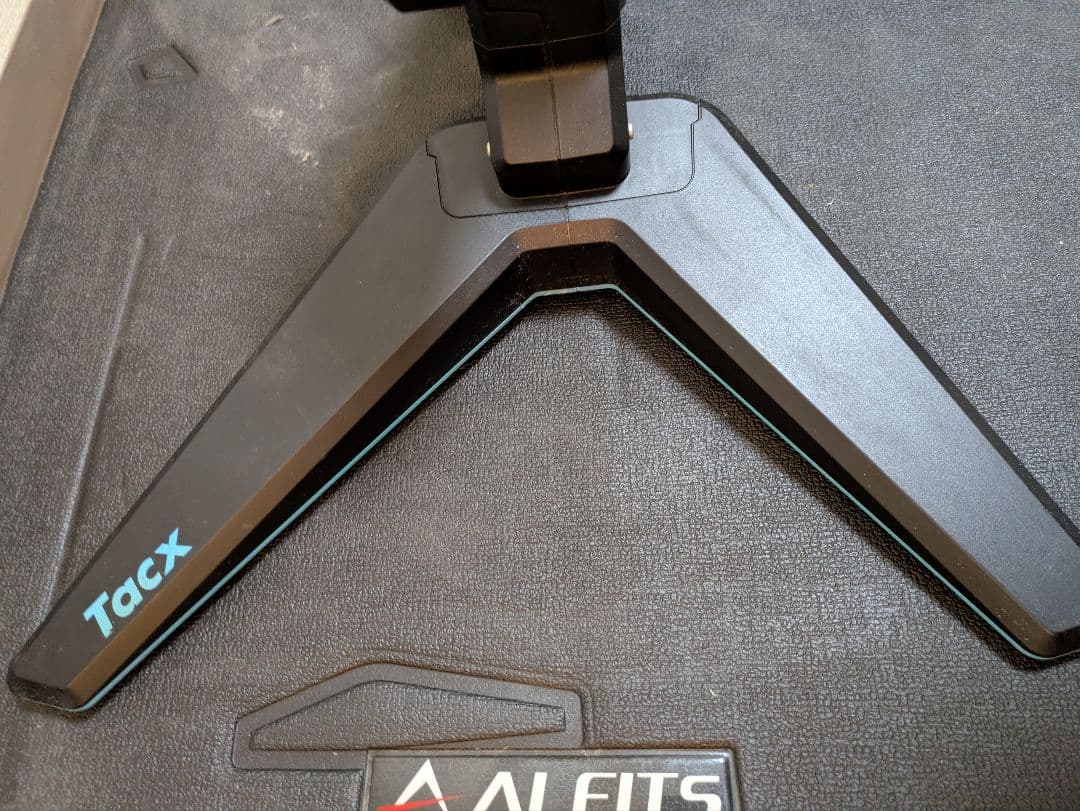 Tacx FLUX 2 Smart スプロケット付き