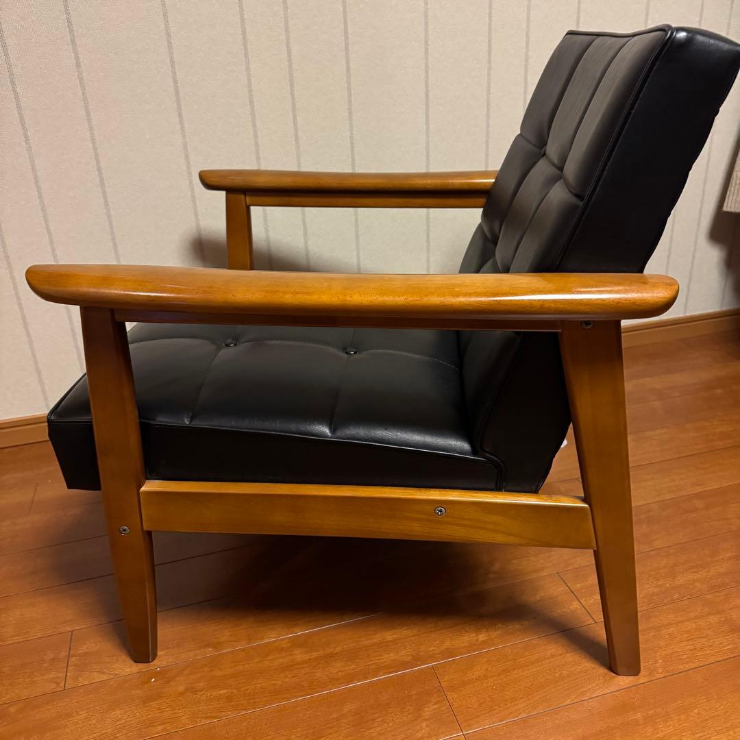 極美品　Karimoku カリモク60 Kチェアー 1シーター アームチェアー